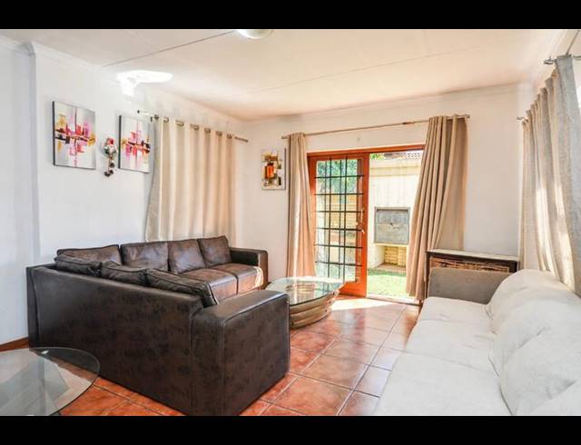 2 BEDROOM HOUSE FOR SALE IN EQUESTRIA